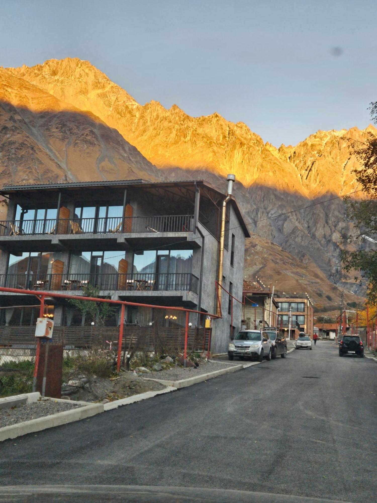 Best View Kazbegi Ngoại thất bức ảnh