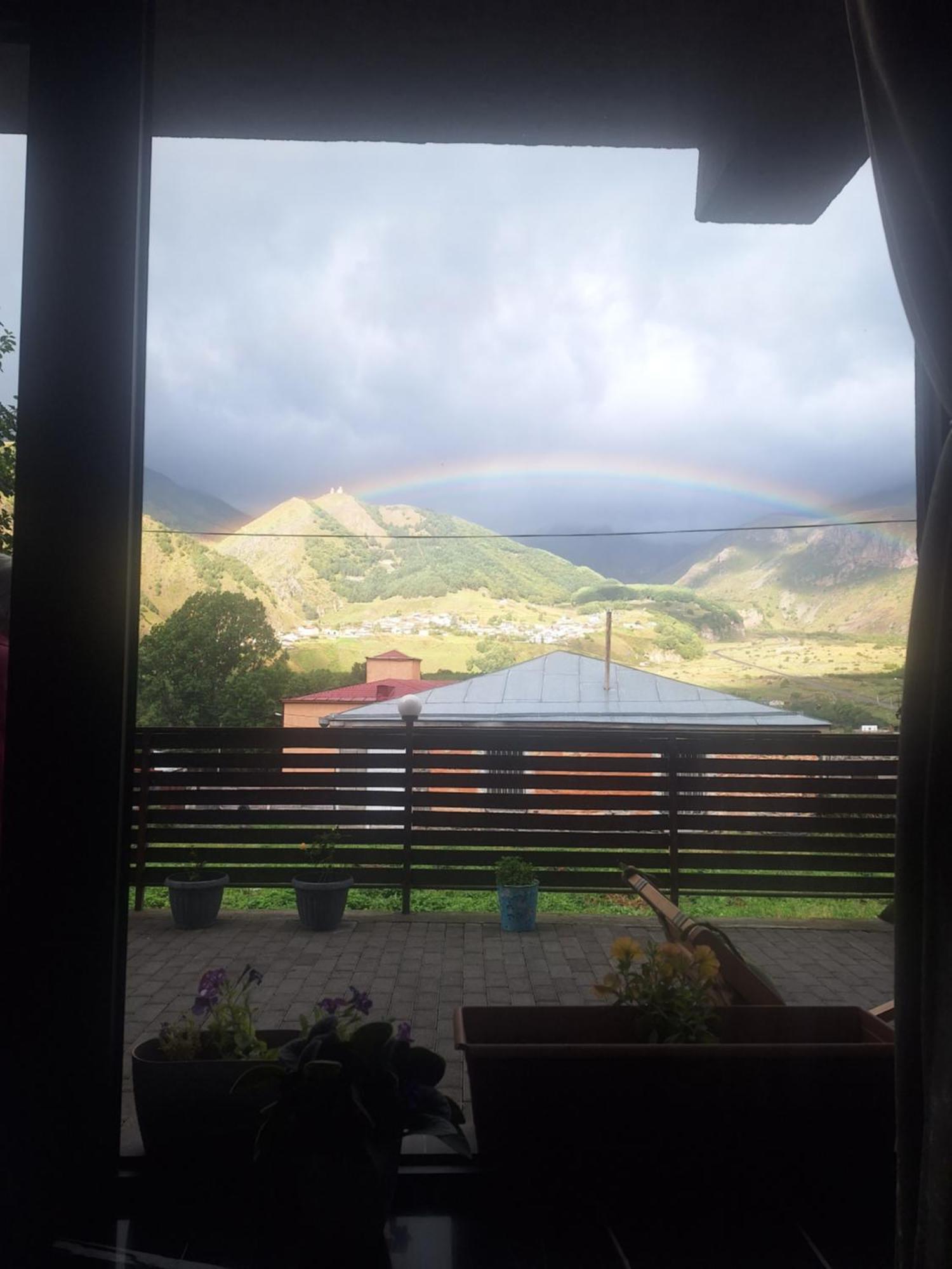 Best View Kazbegi Ngoại thất bức ảnh