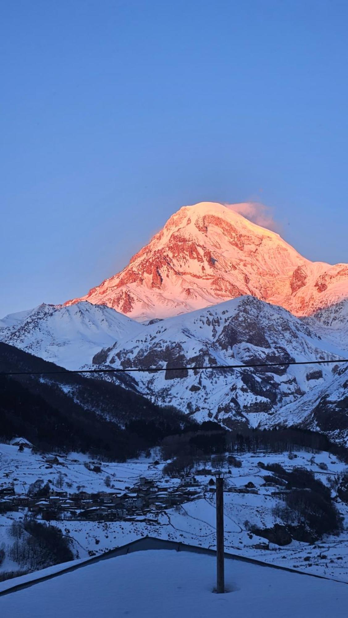 Best View Kazbegi Ngoại thất bức ảnh