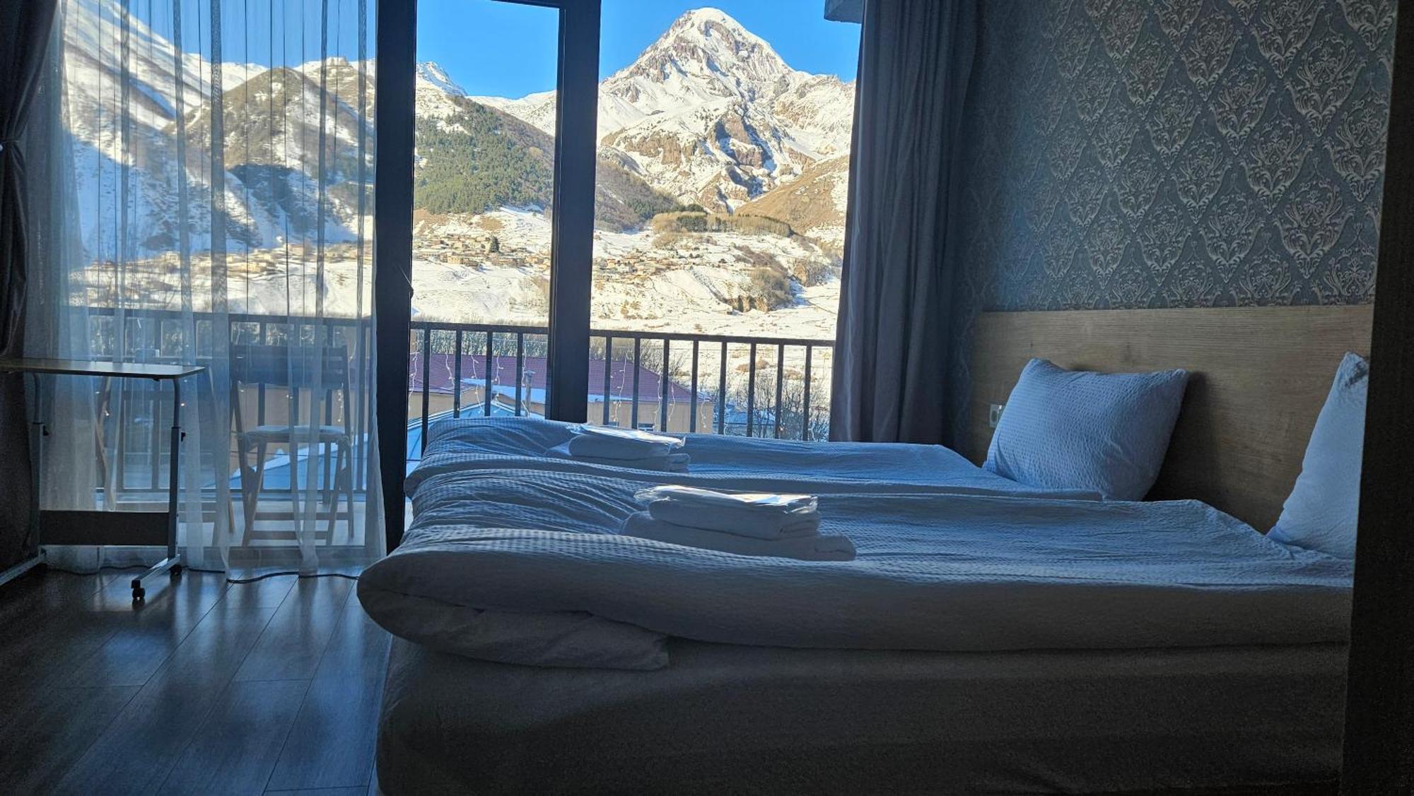 Best View Kazbegi Phòng bức ảnh