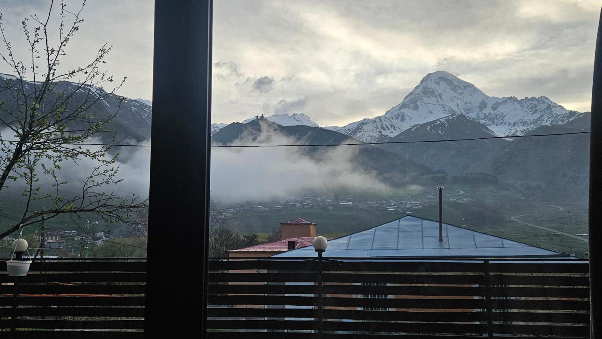 Best View Kazbegi Ngoại thất bức ảnh