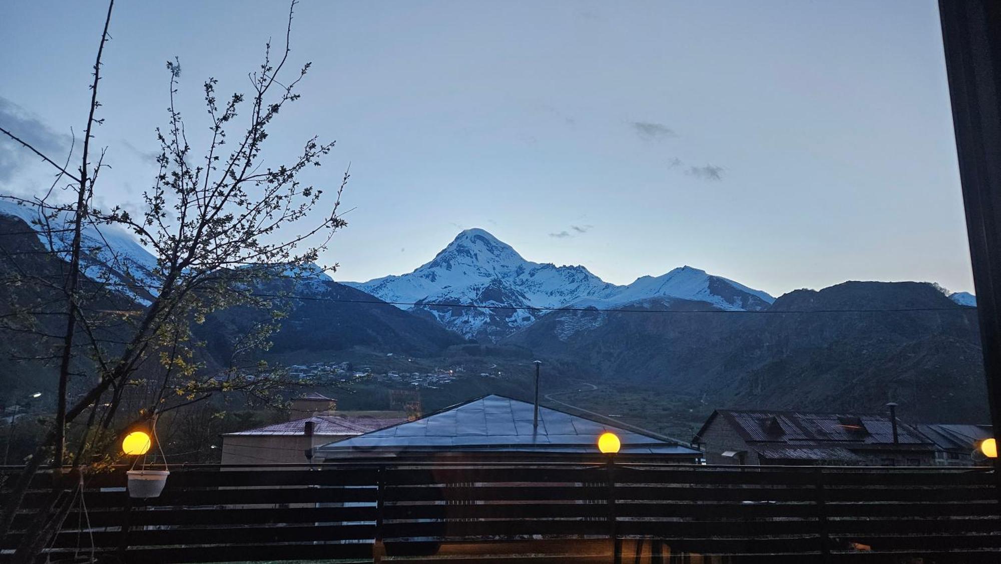 Best View Kazbegi Ngoại thất bức ảnh